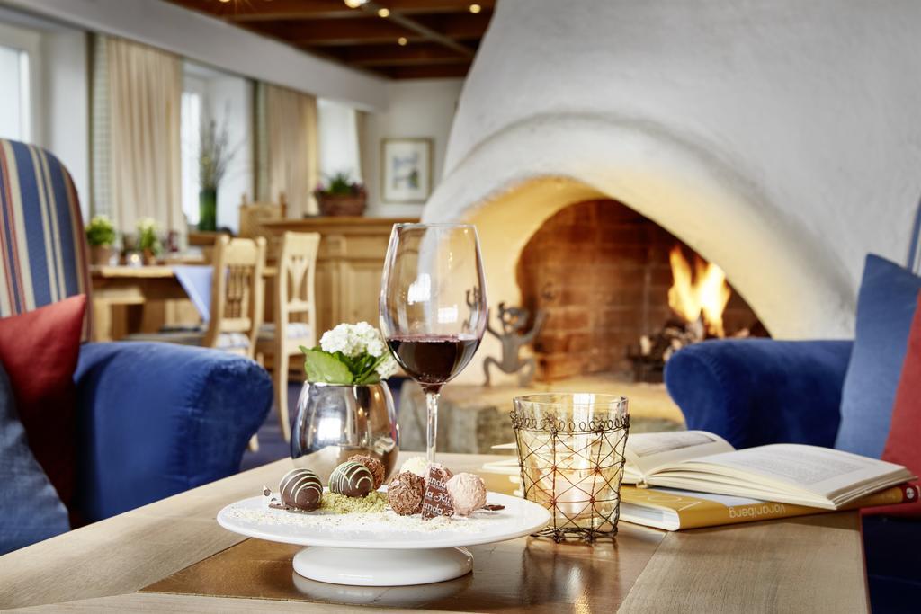 Hotel Hirlanda Zürs 외부 사진