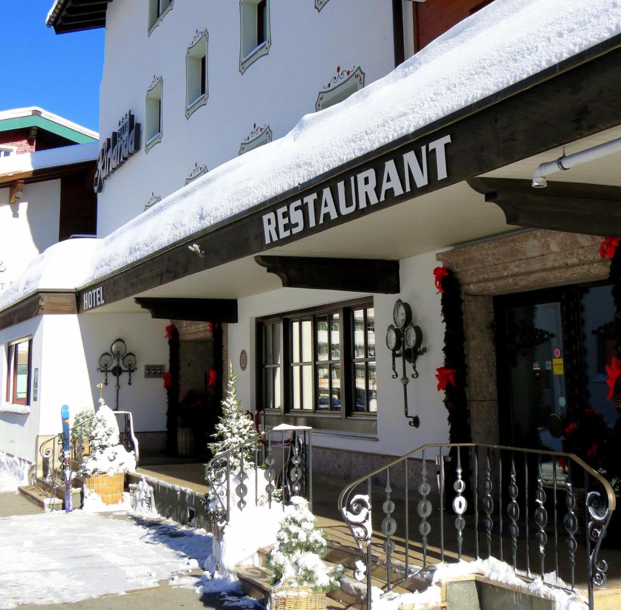 Hotel Hirlanda Zürs 외부 사진