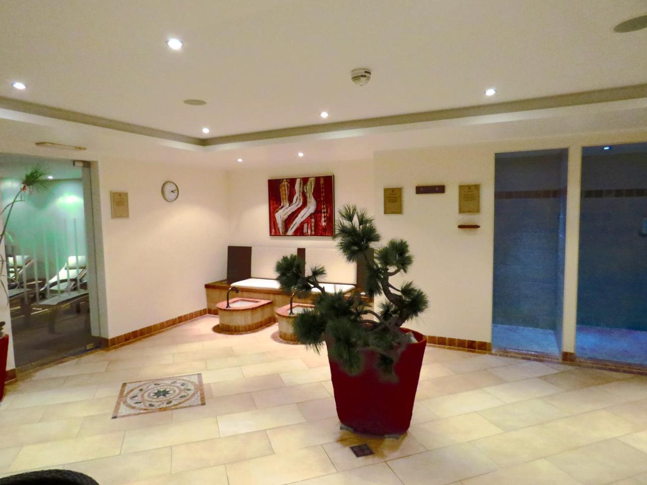 Hotel Hirlanda Zürs 외부 사진